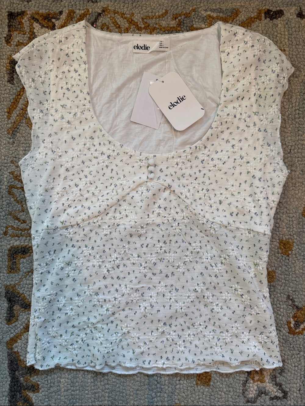 NWT Elodie Cream Scoop Neck Cap-Sleeve Ditsy Floral Tee